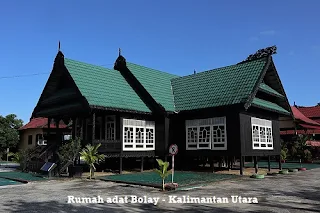 Rumah adat Bolay