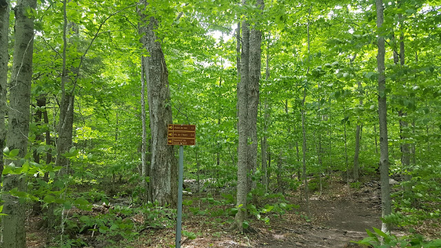 Point de départ pour le Sentier des Crêtes