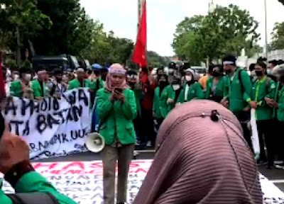 Unjuk Rasa Mahasiswa, Wakil Ketua I DPRD Batam: "Akan Kita Sampaikan ke Pemerintah Pusat"