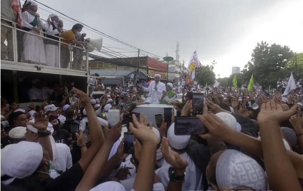 Gaduh Pembubaran Ormas, FPI Bisa Bernasib Sama Seperti HTI