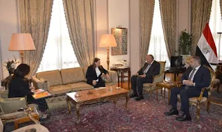 وزير الخارجية يلتقي مع فدوى البرغوثي زوجة الأسير والقيادي الفلسطيني بحركة فتح مروان البرغوثي