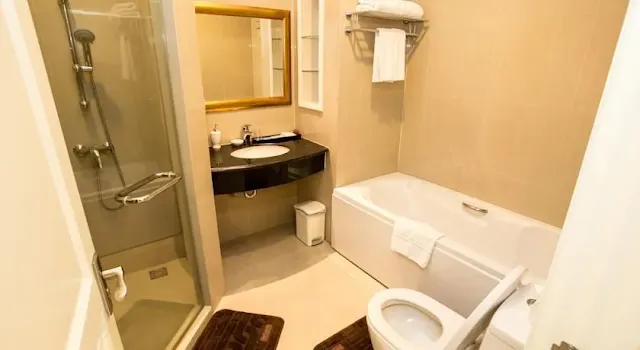 Bathtub