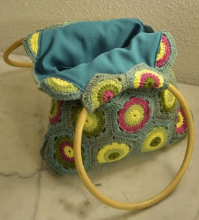 PATRON GRATIS BOLSO DE CROCHET 2660