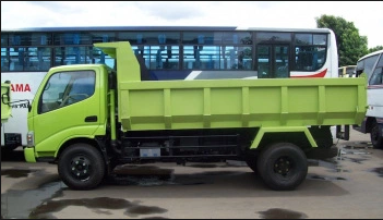 Truk hino pasir - warna hijau 5