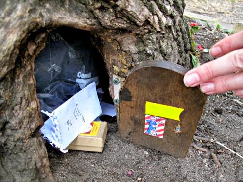 34 New Things Leave A Note At The Lake Harriet Elf House