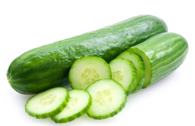 dưa chuột trị sẹo 1