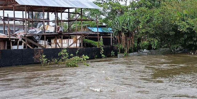 Hujan Deras Seharian di Yahukimo Membuat Perkotaan Dekai alami Banjir.lelemuku.com.jpg