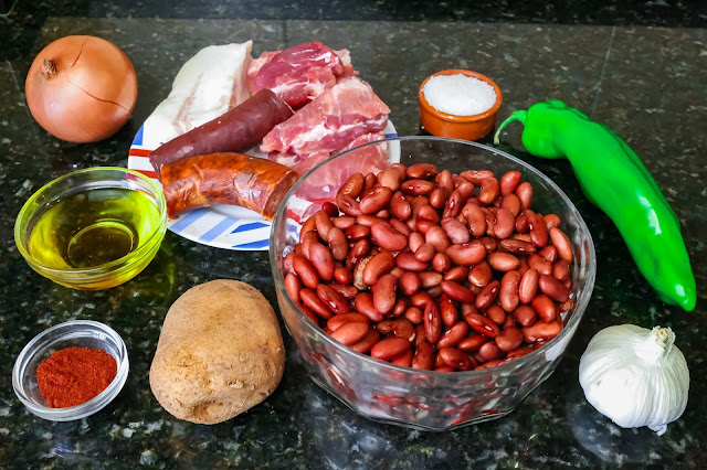 Imagen de ingredientes de potaje de alubias rojas