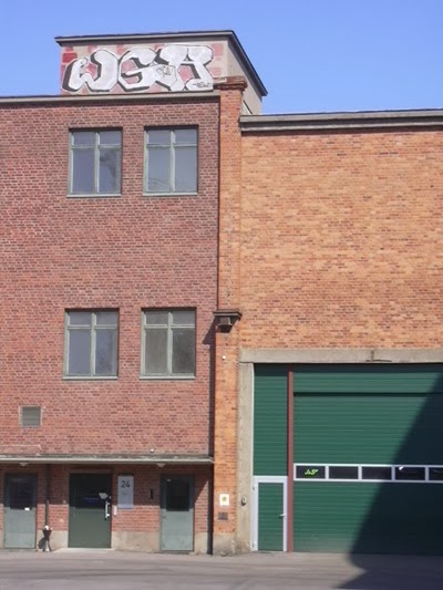 WGA33a