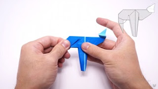 Cách gấp máy bay giấy phong cách Origami