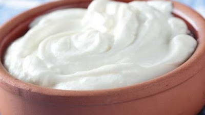 Tips for health and beauty with natural yogurt