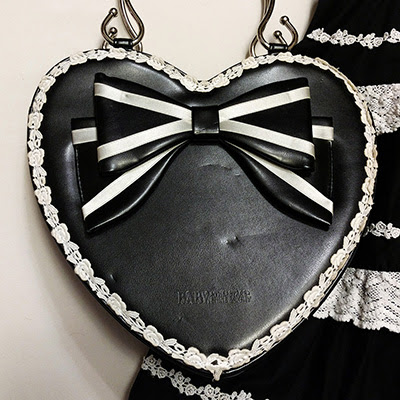 Baby the Stars Shine Bright Ribbon Heart Bag (????) Black x Offwhite