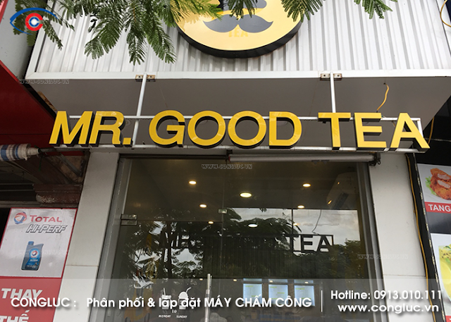 Lắp máy chấm công cửa hàng Mr Good Tea Lạch Tray