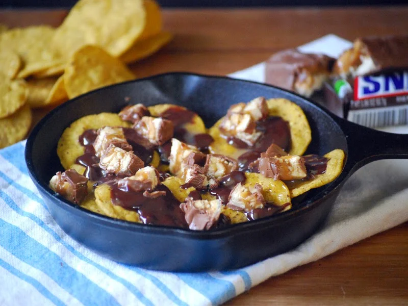 SNICKERS Nachos | by Life Tastes Good | Gear up for Football season with this unique dessert nacho recipe! #shop #Chocolate4TheWin