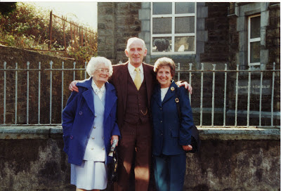 Bruan, lynn and Peggy newell lewis