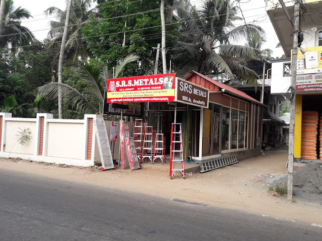 red-ladder-dealer-n arookkutty-alappuzha-dist-Kerala-srs-metals