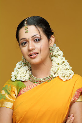 actress bhavana engagement photos