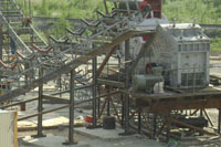 Gamber Mesin jaw roller gratory Stone Crusher Plant