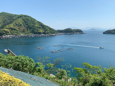 「舟屋の里 伊根」から見る伊根湾