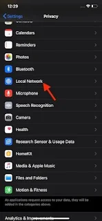 Cara Mengelola Akses Jaringan Lokal Aplikasi di iOS 14