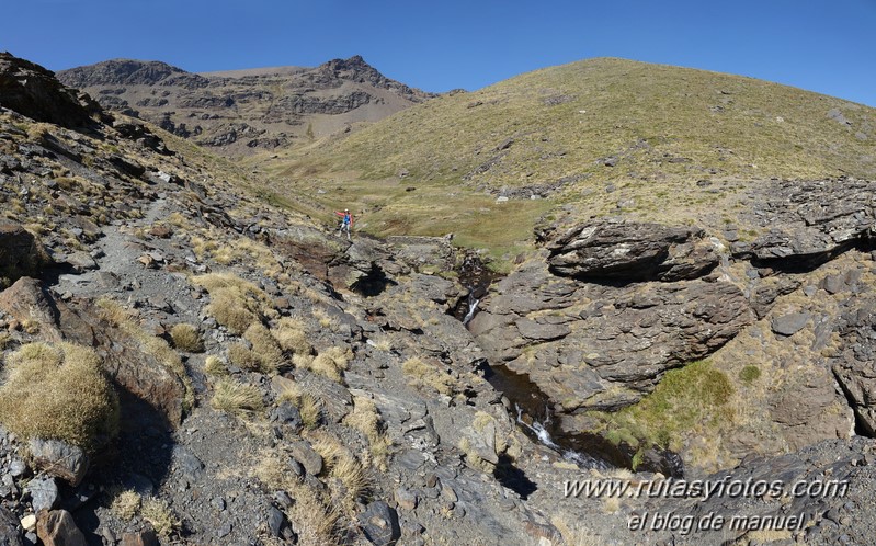 Puntal de Siete Lagunas desde Trevélez (Sierra Nevada)