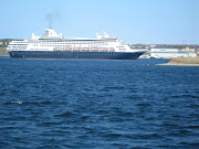 The we had the Cruise ship visiting and I managed to get a nice picture of . (cruiseship in harbour )