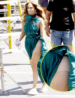 Jennifer Lopez Wardrobe Malfunction Spain