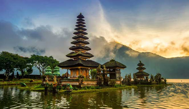 10 DAYA TARIK WISATA TERBAIK DI TABANAN, BALI