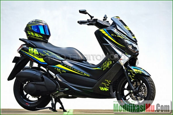 Desain Helm AGV Pista - Modifikasi Yamaha NMax 150 Ala Motor sport MotoGP VR46 Valentino Rossi