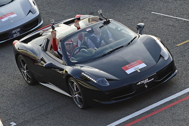 Record Guiness de Ferrari en Silverstone. Fotos y vídeos