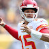 Patrick Mahomes hits 300 passing yards for eighth straight game