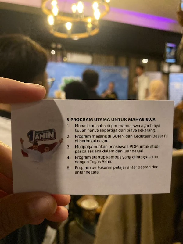 Prof Sulfikar Amir di akun twitternya menanggapi pernyataan Menteri BUMN yang menyebar in Gimana ceritanya 01 mau bubarin BUMN, sedangkan 01 ada program buat magang di BUMN