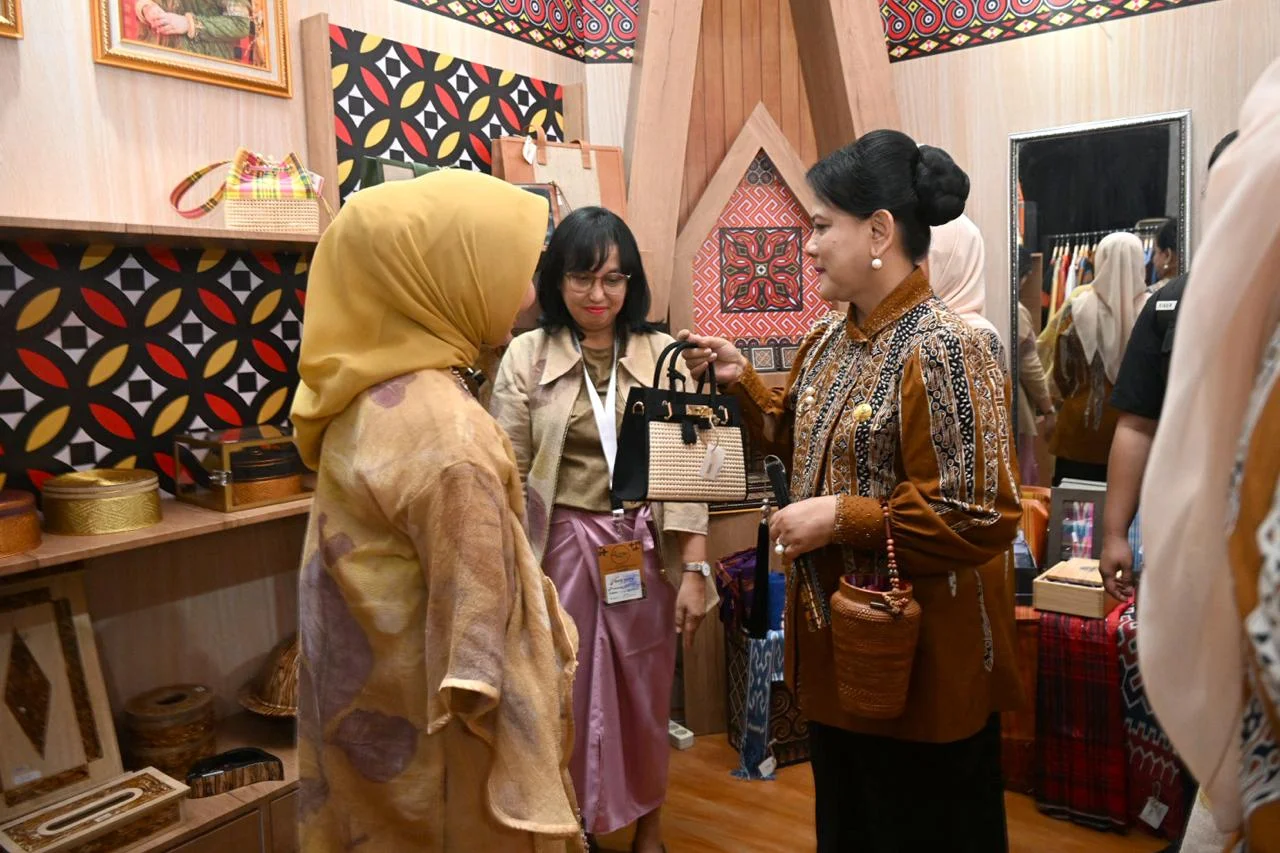 Pameran Expo UMKM di Solo, Sofha Marwah : Dekranasda Sulsel Pamerkan Produk Unggulan dan Terbaik