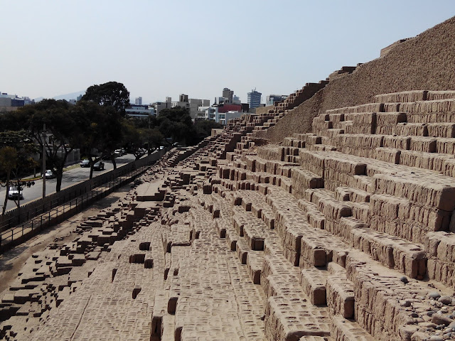 Huaca Pucllana en Lima Perú