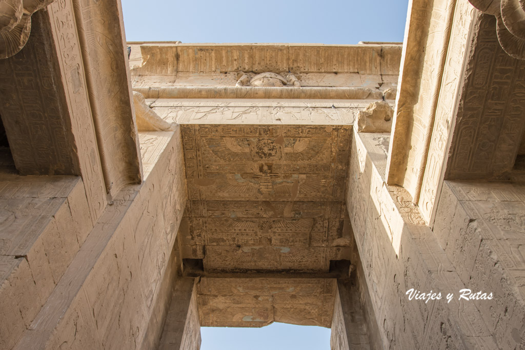 Pilono del Templo de Edfu, Egipto