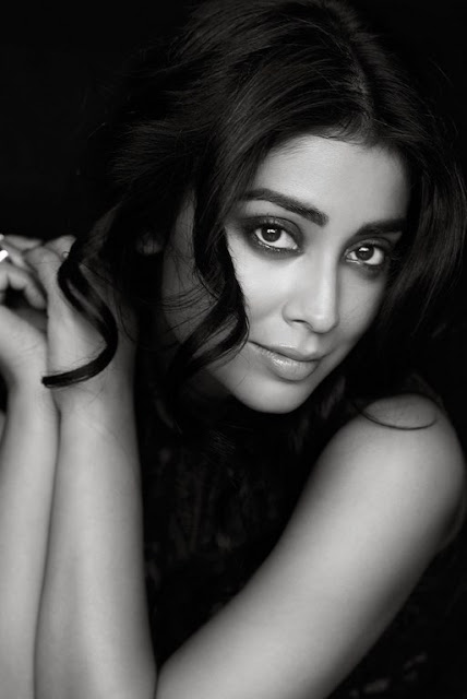 Shriya Saran hot looks photoshoot pics 