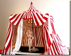 tent w fortune teller