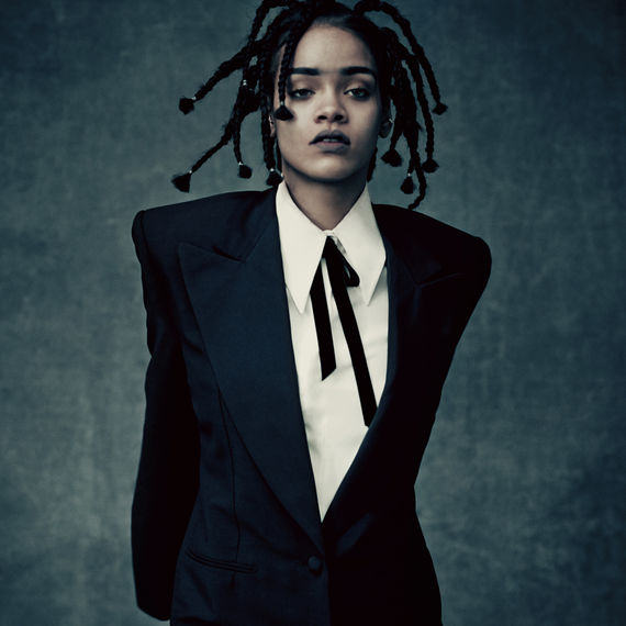 Rihanna - The Singles Collection 2005-2016 [ITunes Plus AAC M4A]