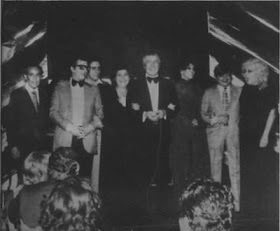 De izq. a  der. El cantor oriental Carlitos  Montenegro, Paquíto Berón, Rosa Berón, Raúl   Berón, Ruth Durante, Paco   Jaumandreu y Elba   Berón(En la casa de Hermanas Berón en 1977)