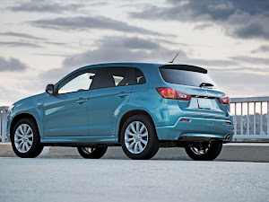 Mitsubishi Outlander Sport 2011 (2)