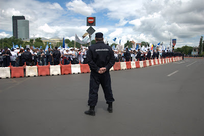 Piata Victoriei - 19 mai 2010