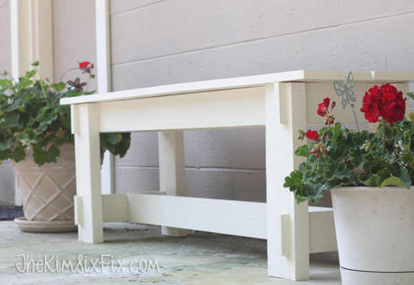 Simple DIY wooden bench