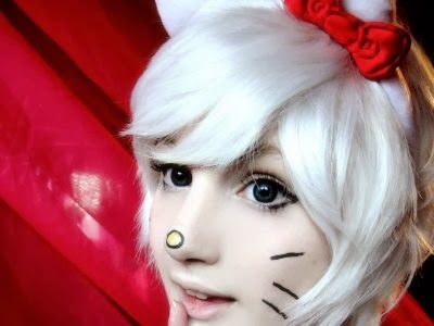 Hello Kitty Cosplay