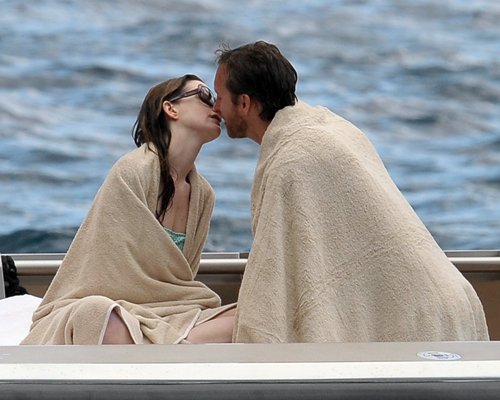 Anne Hathaway in Bikini in Italy