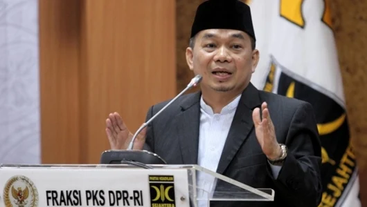 Jazuli: PKS Lebih Terhormat di Luar Pemerintah