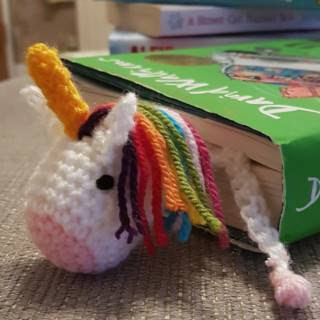 PATRON GRATIS MARCAPAGINAS UNICORNIO DE CROCHET