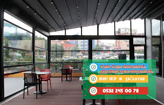 Cafe Cam sistemleri, giyotinli cam sistemleri, Cam ile kapama. MAVİ CAM 0532 245 00 78  Cam ile Kapatma, Cam Kapatma Uygulayıcısı, Mavi Cam, 0532 245 00 78  Kış bahçesi, Kısaca; Cam vb. örtü ile çevrelenmiş içinde oturulabilir bahçe. Çevresi camlarla çevrili küçük cam evler görünümündeki kış bahçeleri, evlerde dört mevsim sıcak ve aydınlık bir bahçe keyfi yaşatır.