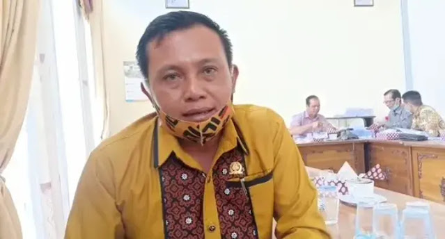 Anggota DPRD Sekadau dari Fraksi Hanura, Liri Muri