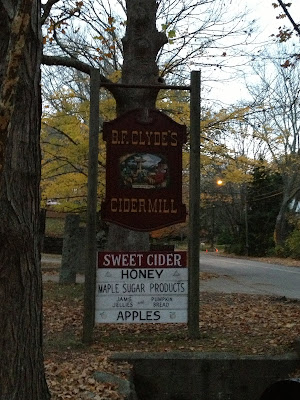 Road sign for BF Clyde's Cider Mill