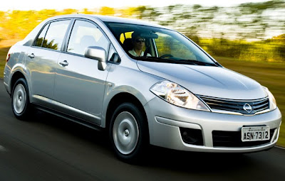 Nissan Tiida Sedan